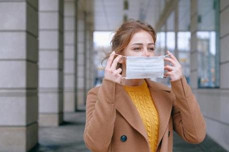 España endurece los requisitos de comercialización y etiquetado de las mascarillas higiénicas